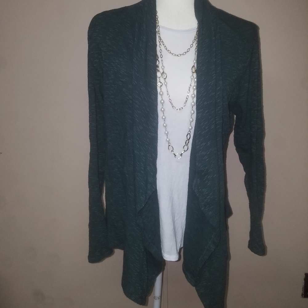 Long cardigan like sweater. Green. Comfy. Worn 1x